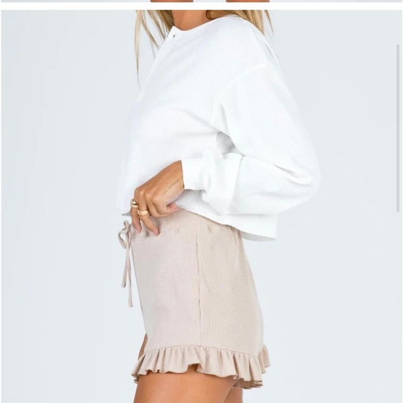 🟣 BOGO! Princess Polly Ruffle Short w/ Drawstring - Picture 10 of 10